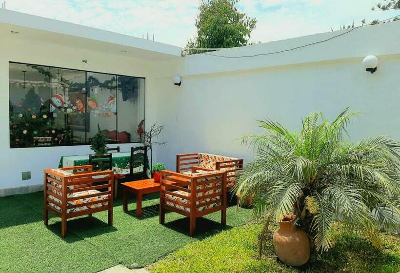 ホテル Huanchaco Gardens