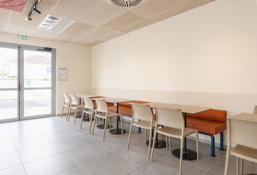 فندق Ibis Budget Mont De Marsan