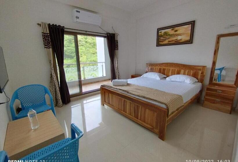 בית מלון כפרי Kavijay Sea View