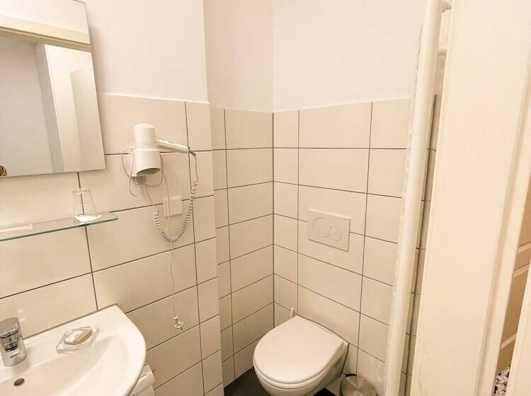 فندق Kronenkurve