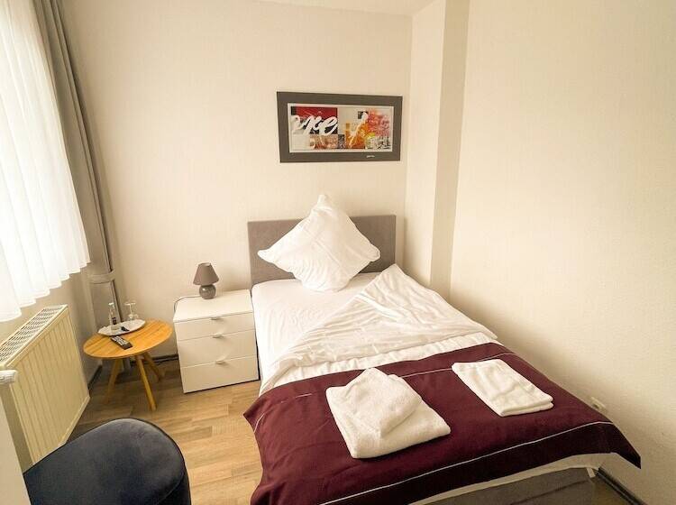 فندق Kronenkurve