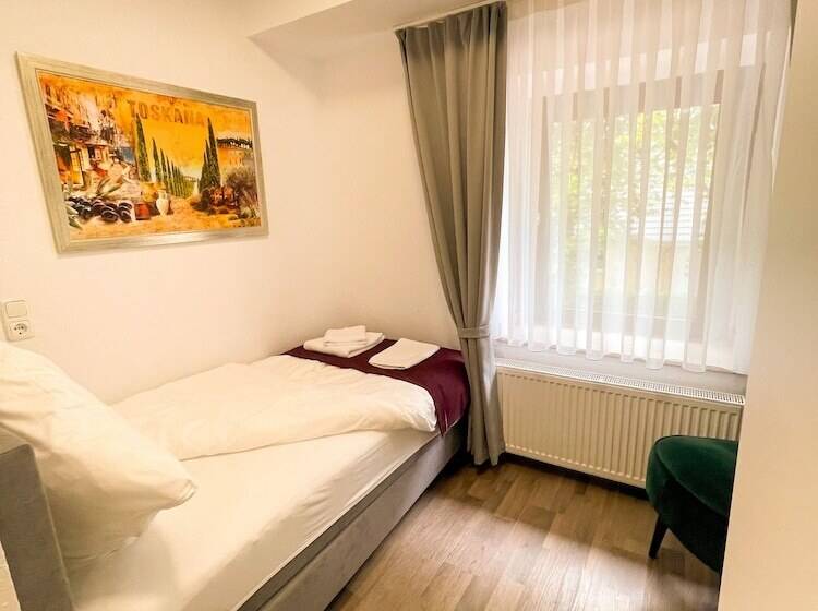 فندق Kronenkurve