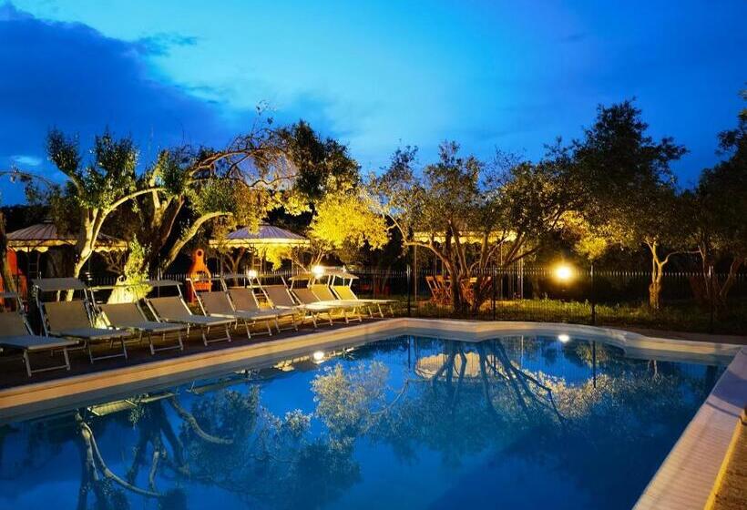 בית מלון כפרי La Corte Degli Ulivi   Albergo Rurale