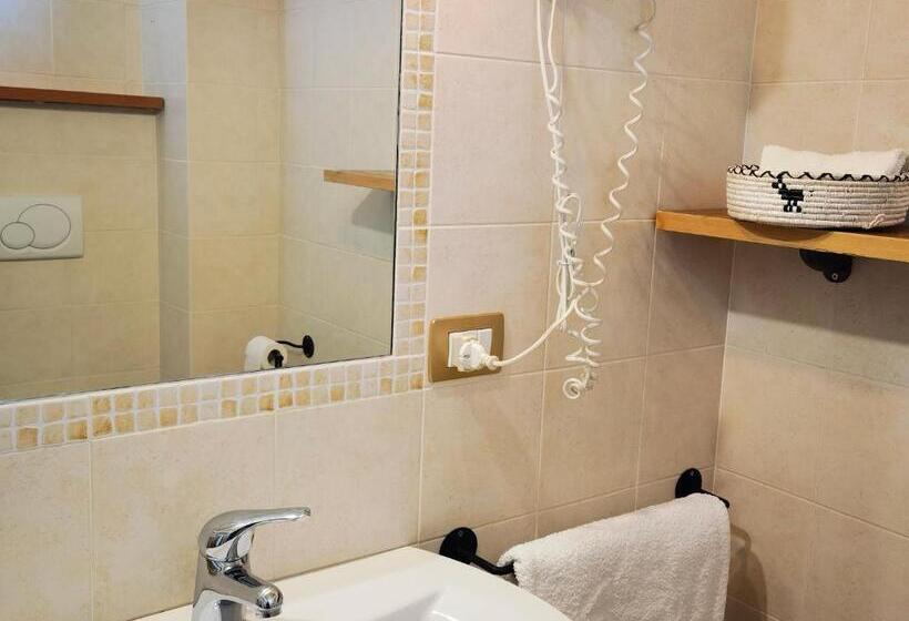 호텔 La Corte Degli Ulivi   Albergo Rurale