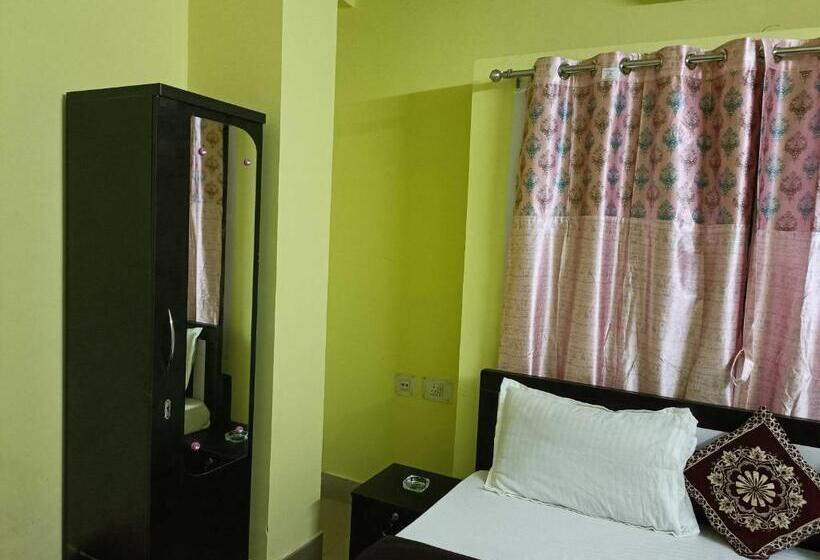Отель Oyo 88953 Orchid Home Stay 2