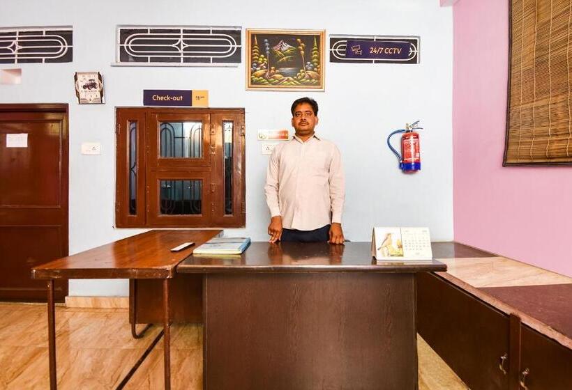 בית מלון כפרי Oyo 89317 Rajputana Homestay