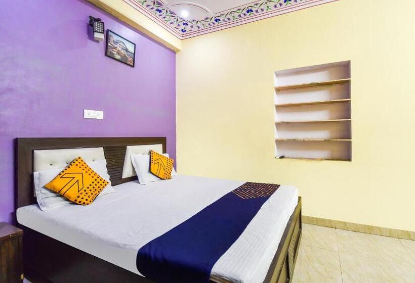 فندق Oyo 89317 Rajputana Homestay