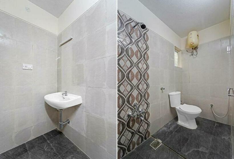 Hotel Oyo 90112 Fly Home