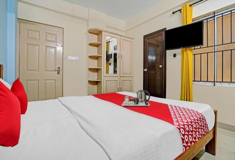 هتل Oyo 90283 Majestic Abode