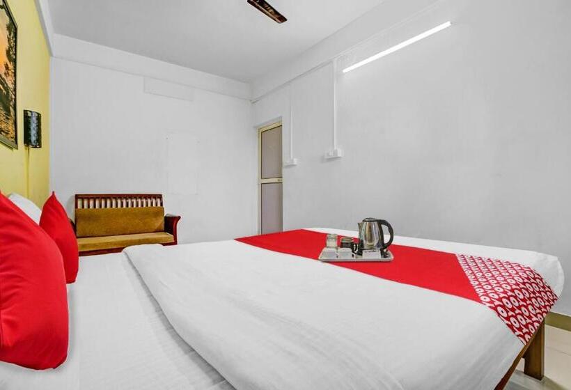 هتل Oyo 90284 Majestic Stays