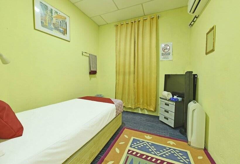 酒店 Oyo 90535 Wakaf Bharu Inn