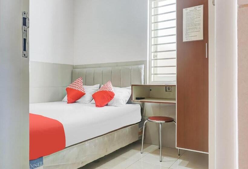 ホテル Oyo 91316 Hh Guest House Makassar
