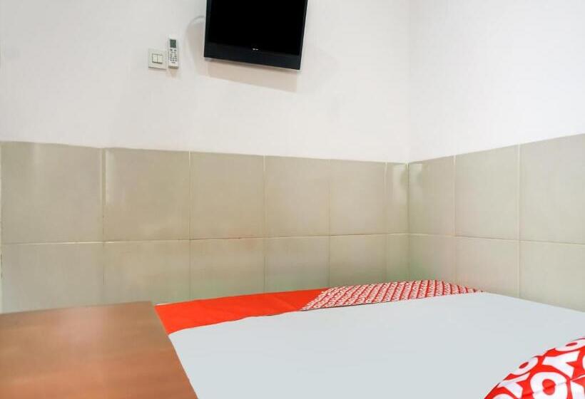 ホテル Oyo 91316 Hh Guest House Makassar