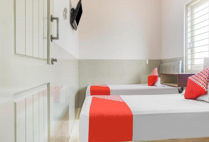 ホテル Oyo 91316 Hh Guest House Makassar