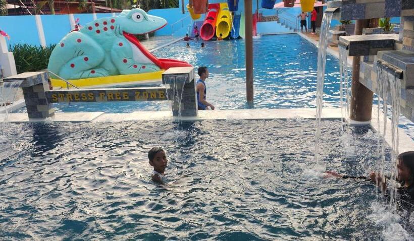 هتل Pmg Islandscape Resort