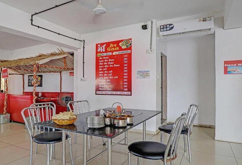 فندق Pop  Hill View