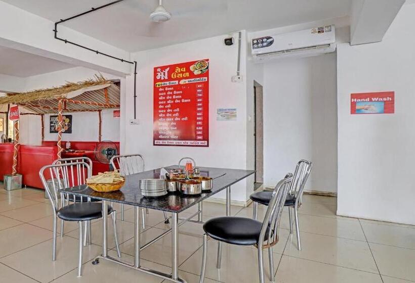 فندق Pop  Hill View