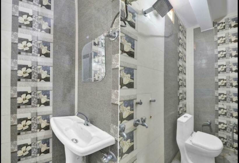 ホテル Pragati By Wb Inn