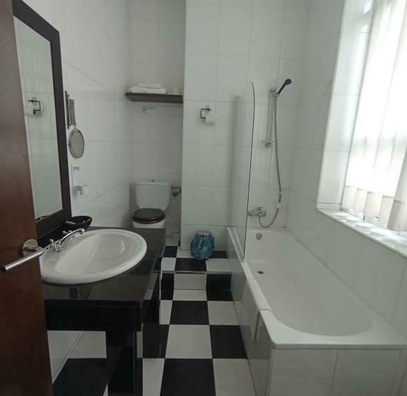 فندق / Restaurante La Pepa