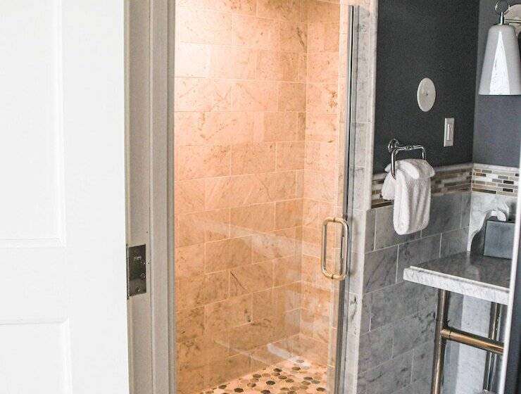 Отель St. Clair Inn