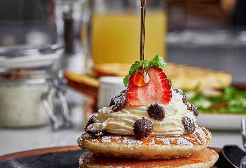 בית מלון כפרי Tribe Phnom Penh Post Office