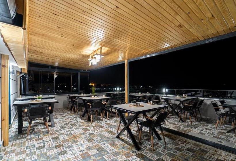 Kumbağ şehri̇ Saray Apart Otel