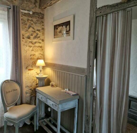 פנסיון Au Clair De Vianne