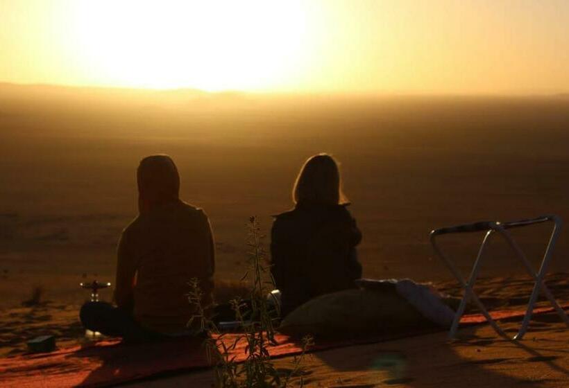 ペンション Auberge Dinosaur Kem Kem