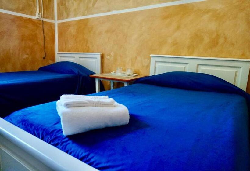 פנסיון Cazare Alfredo