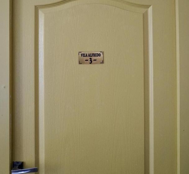 פנסיון Cazare Alfredo