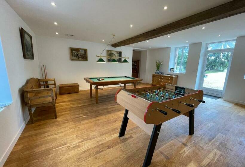 Пансион Les Colas