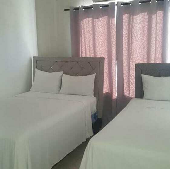 پانسیون Room In Bb   Casa Docia  Double Room With Balcony 2 Adults 1 Child  2