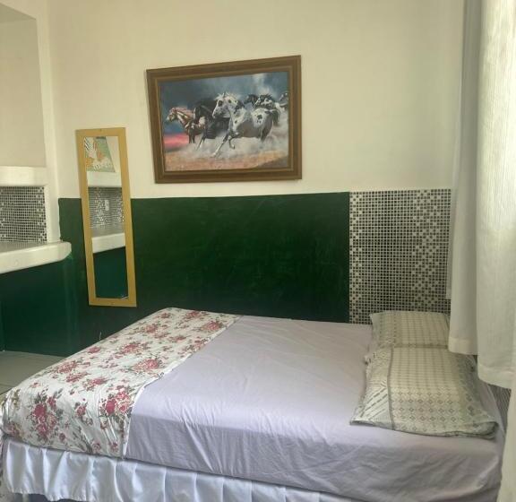 بنسيون Safari Tours