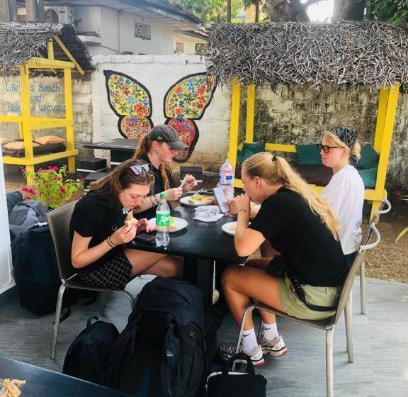 بنسيون Sunrise Negombo By Sea Drift