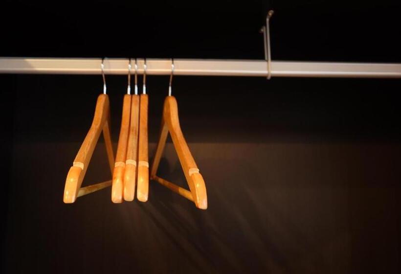 פנסיון The Backyard Homestay