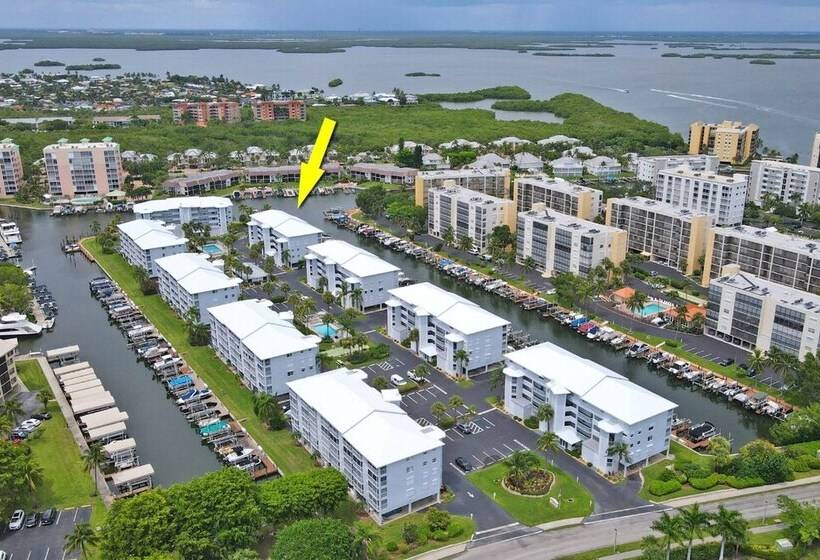 4541 Bay Beach Ln #345