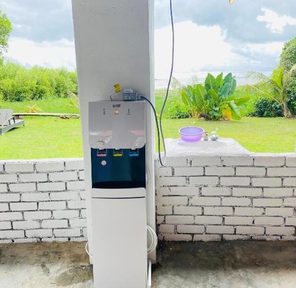 Общежитие Fat Mermaid Guesthouse