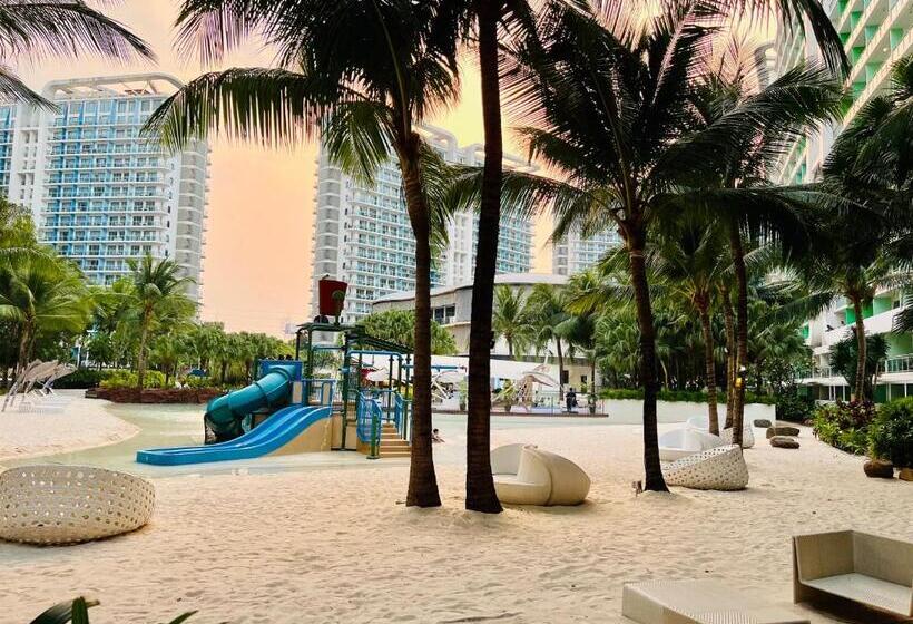 Azure Pool View W/ Netflix & Wifi Boracay Tower