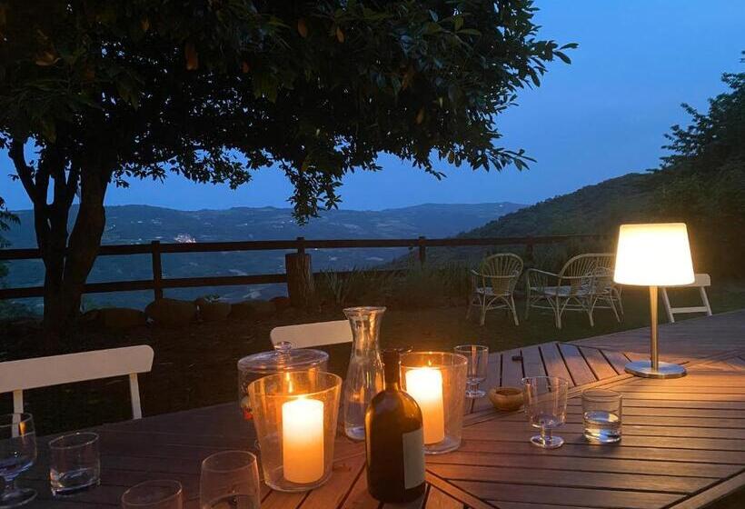 Bed and Breakfast Agriturismo La Collina Degli Scoiattoli