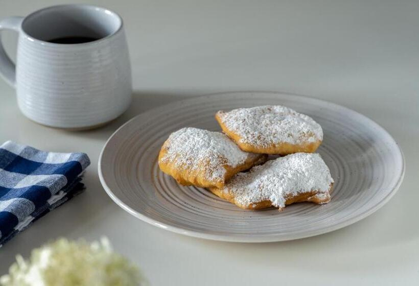 مبيت وإفطار Apple Pony Inn