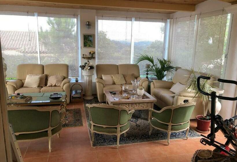 민박 Les Deux Chênes à Tanneron Village