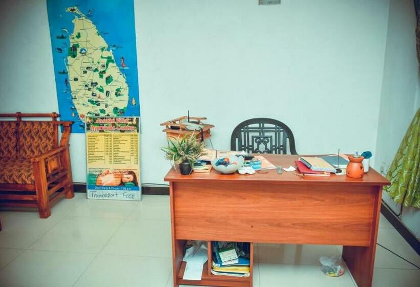 مبيت وإفطار Memorella   Negombo