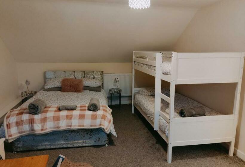 ベッドアンドブレックファースト Pentre Cottage Near Craig Y Nos