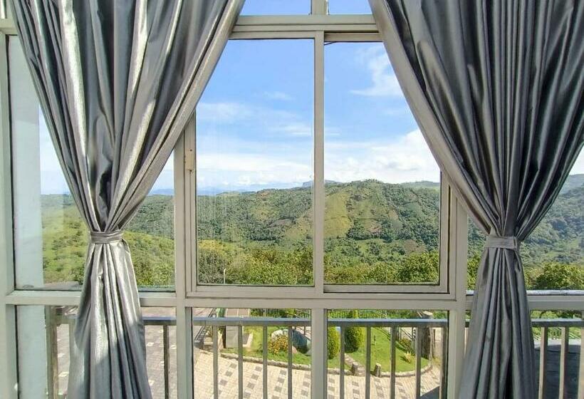 ベッドアンドブレックファースト Sapphire Mansion Pool Villa Vagamon