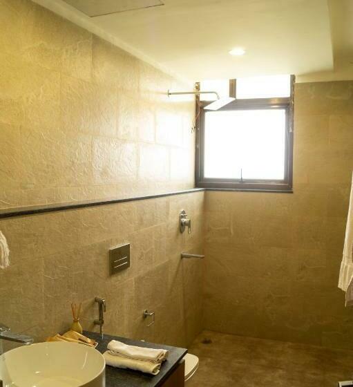 فندق Chang S Garden & Resort