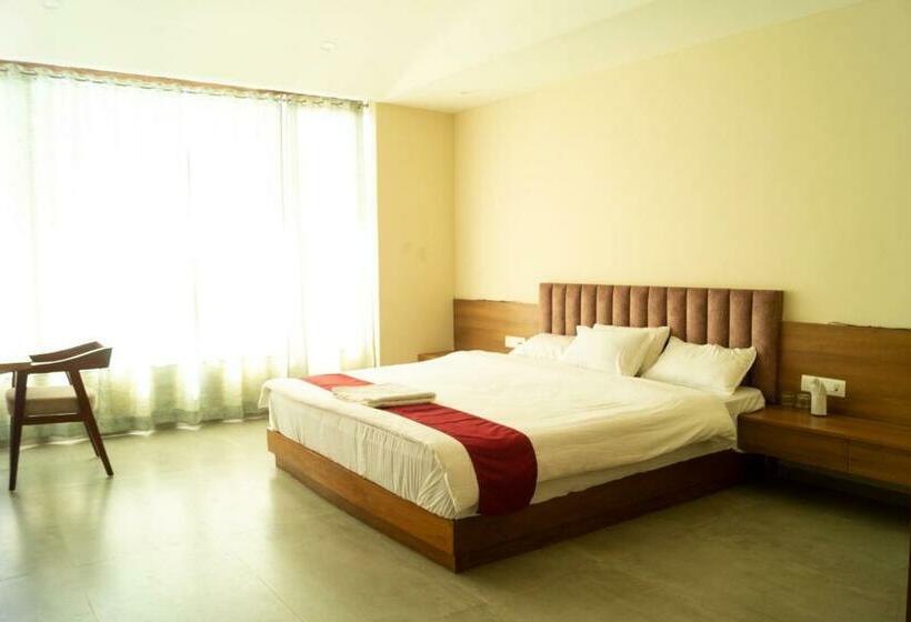 فندق Chang S Garden & Resort