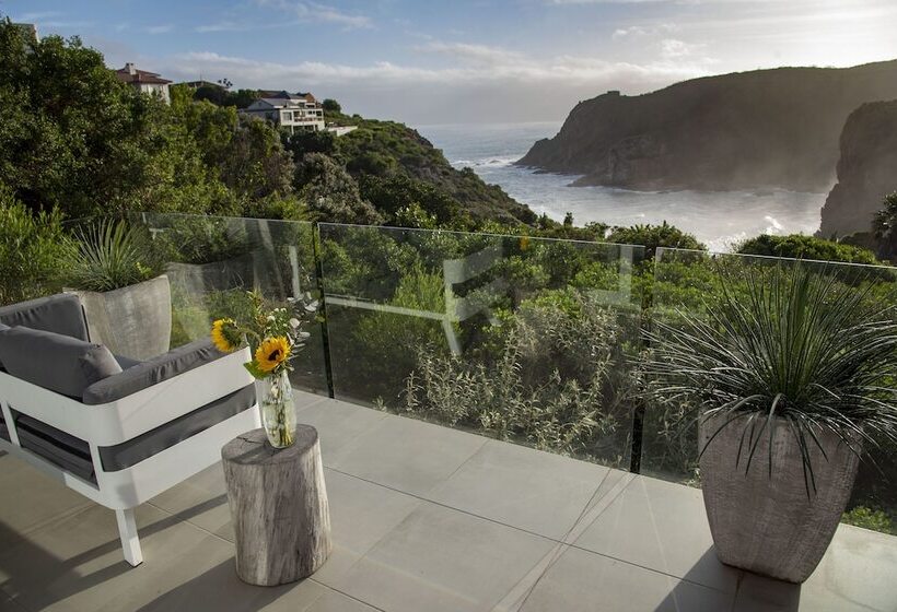 ホテル Crown On The Heads