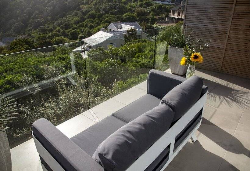 ホテル Crown On The Heads