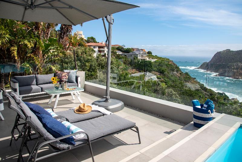 ホテル Crown On The Heads