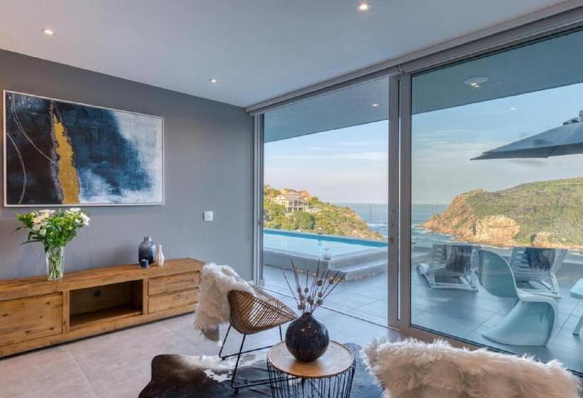 ホテル Crown On The Heads